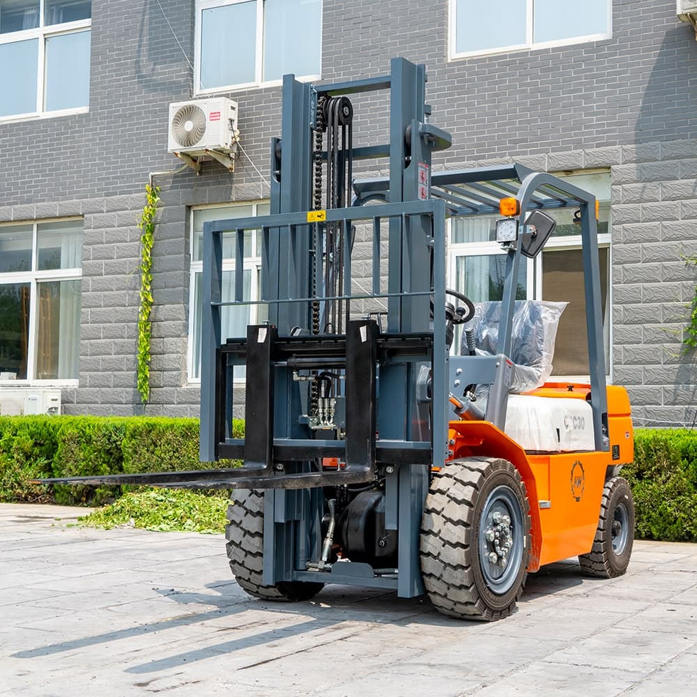 Forklift fleet photo 2